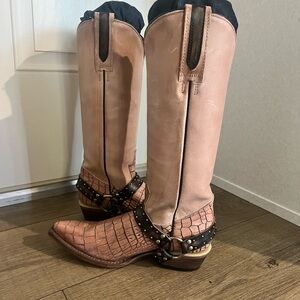 Freebird by Steven Lusitano Boots